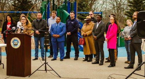 mobile - carousel-hero-element image-14