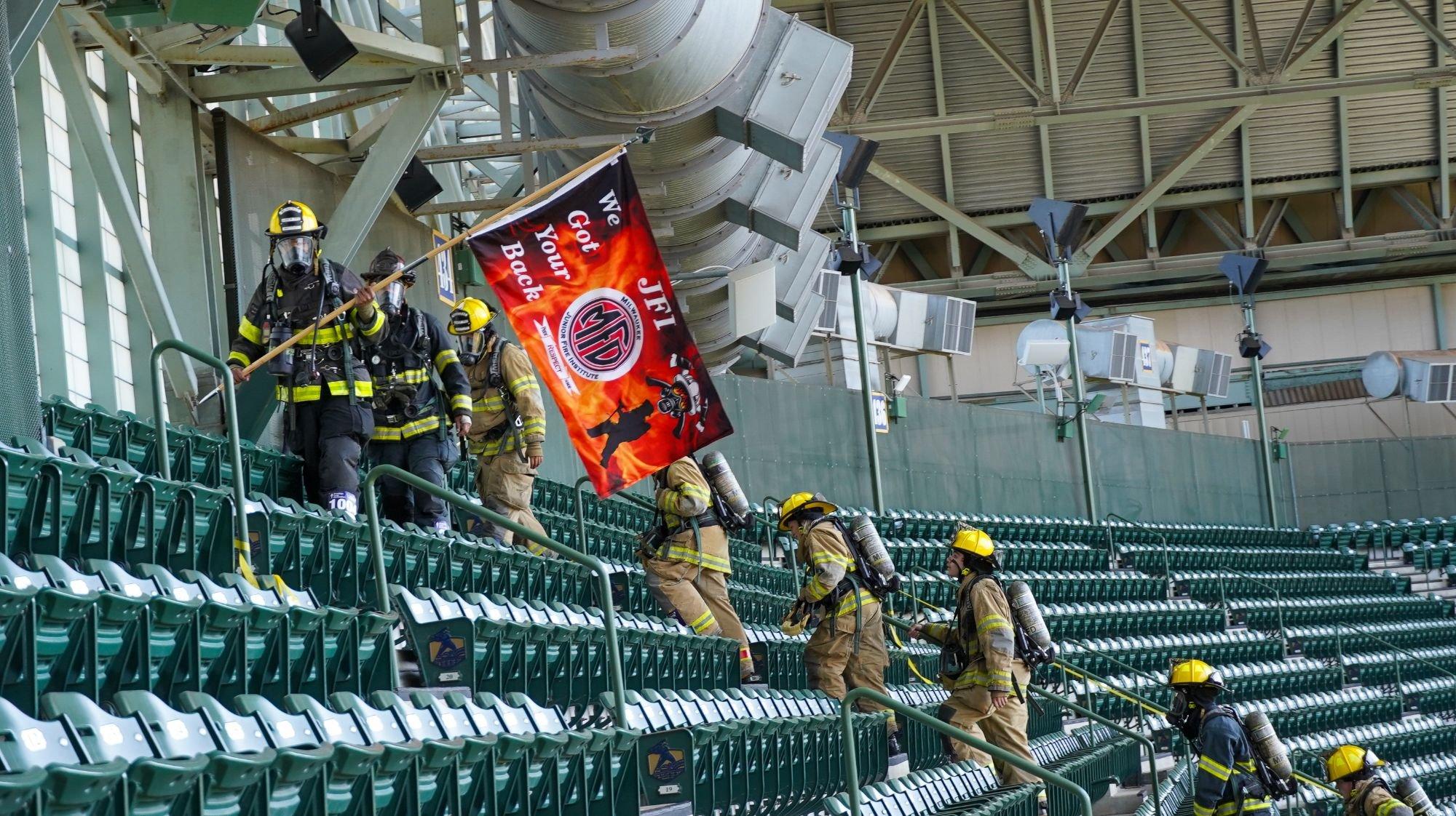 carousel-hero-element image-0