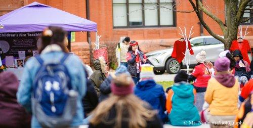 mobile - carousel-hero-element image-4