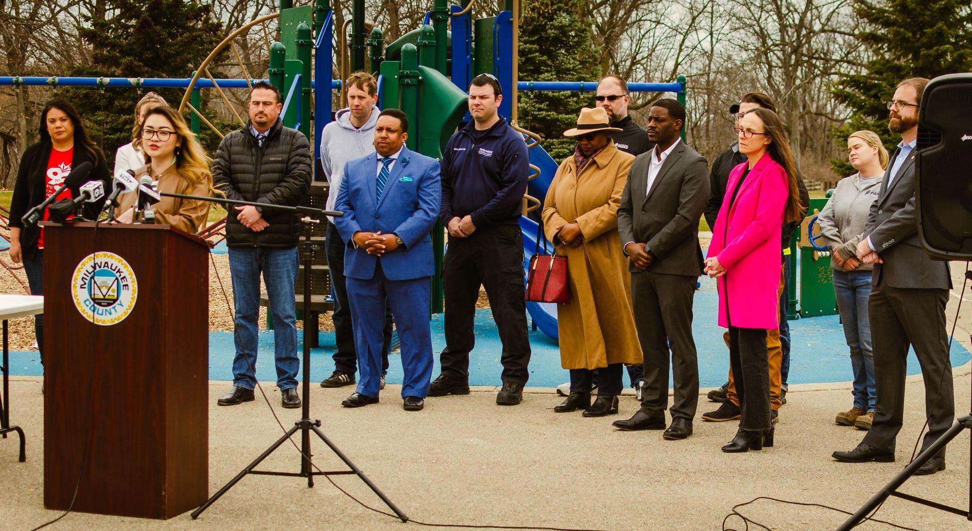 carousel-hero-element image-14